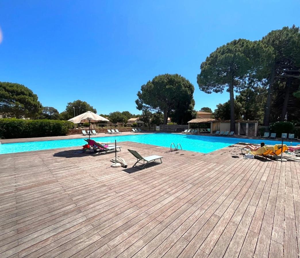 Cala Rossa By Sarai, Apt T2 4 Personnes, Dans Residence Hoteliere Avec Piscine Lecci Exterior photo